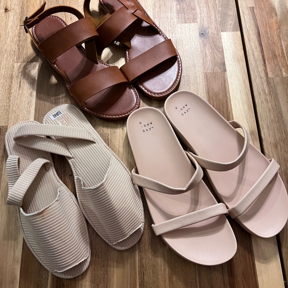Sandals, size 9